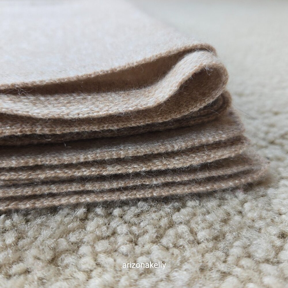 NWOT Cashmere Knit Scarf Heather Tan - Picture 10 of 12